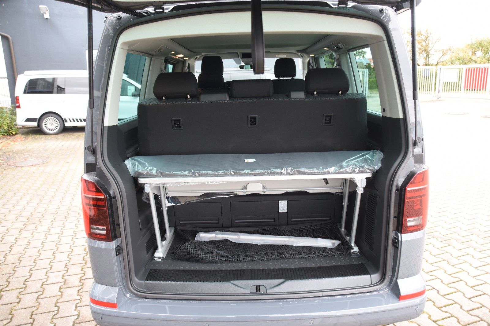 Fahrzeugabbildung Volkswagen T6.1 California Beach Tour Edition Dig.Cockp 4x4