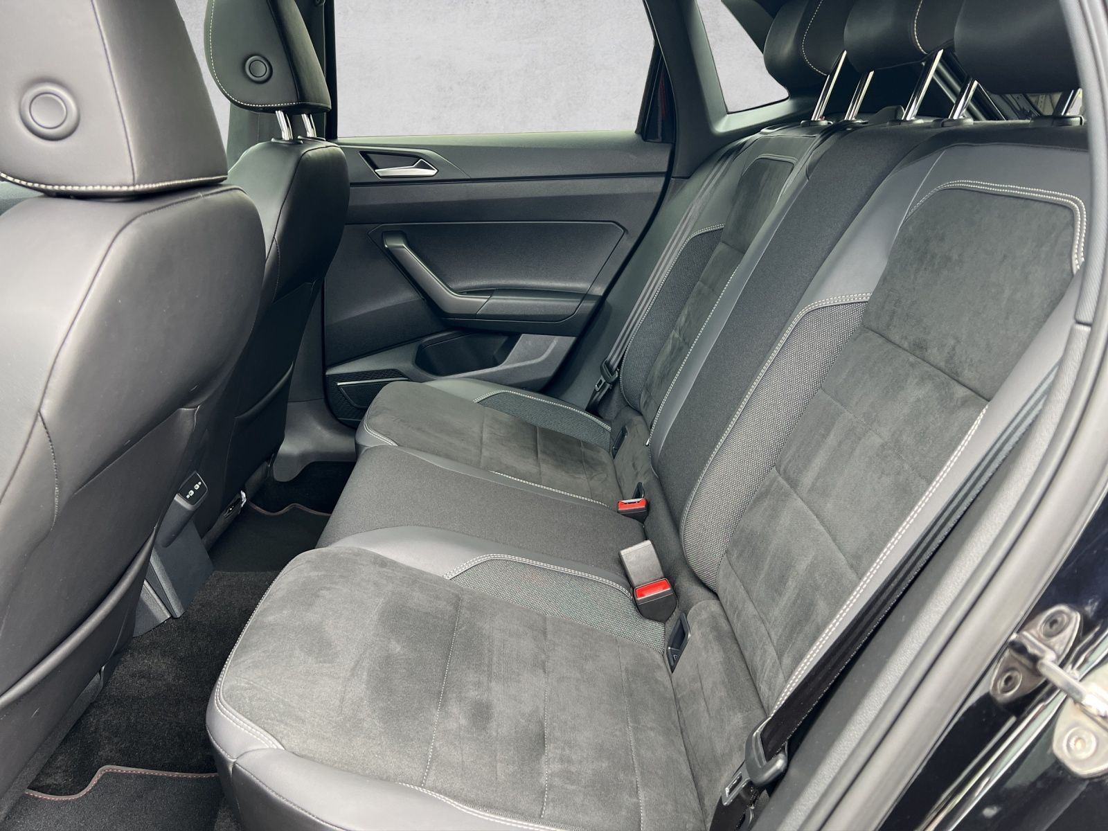 Polo GTI 2.0 TSI DSG Navi*Kamera*Pano*ACC*