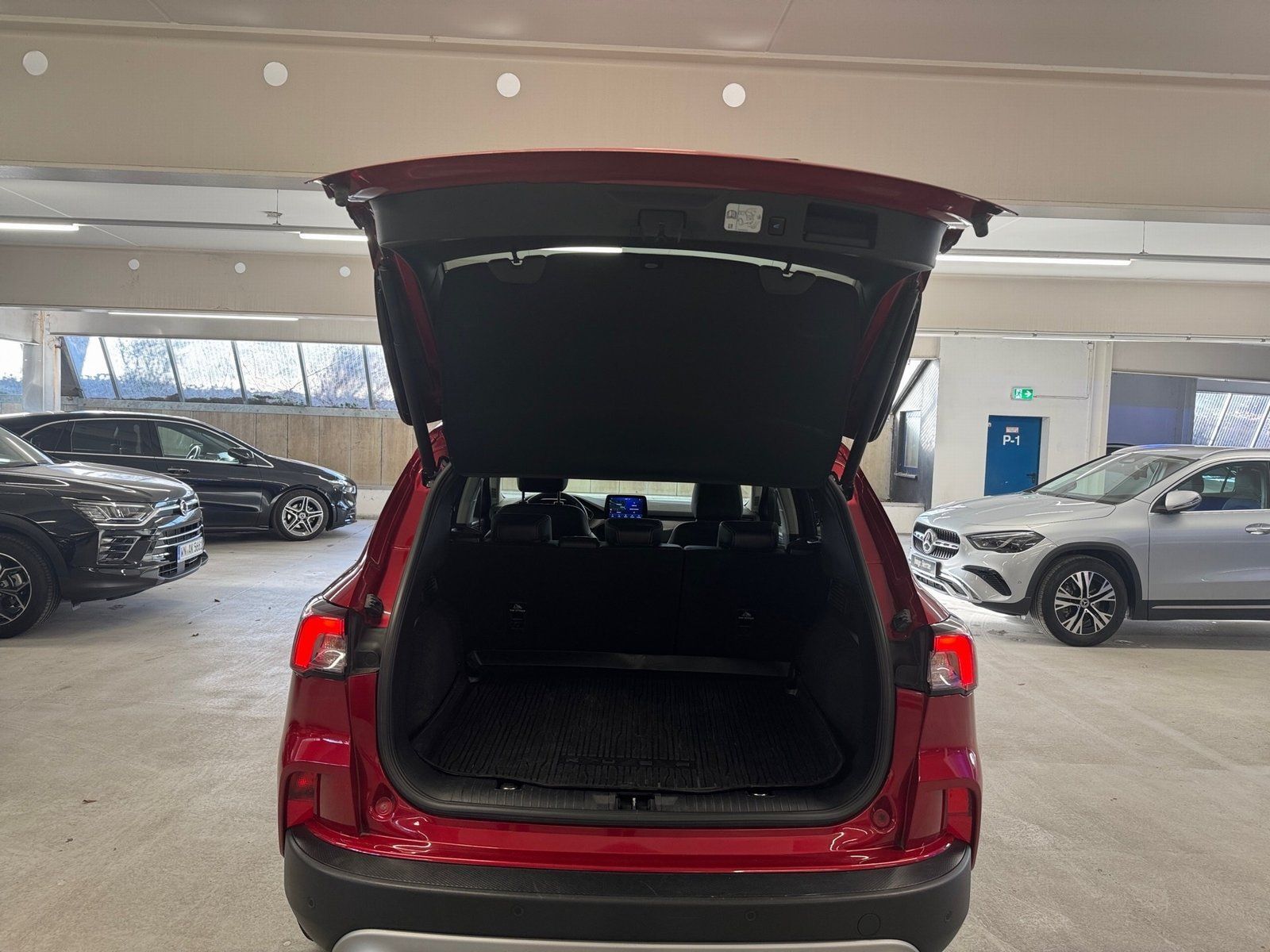 Fahrzeugabbildung Ford Kuga 2.5 Duratec Hybrid FHEV Titanium X*LED*AHK