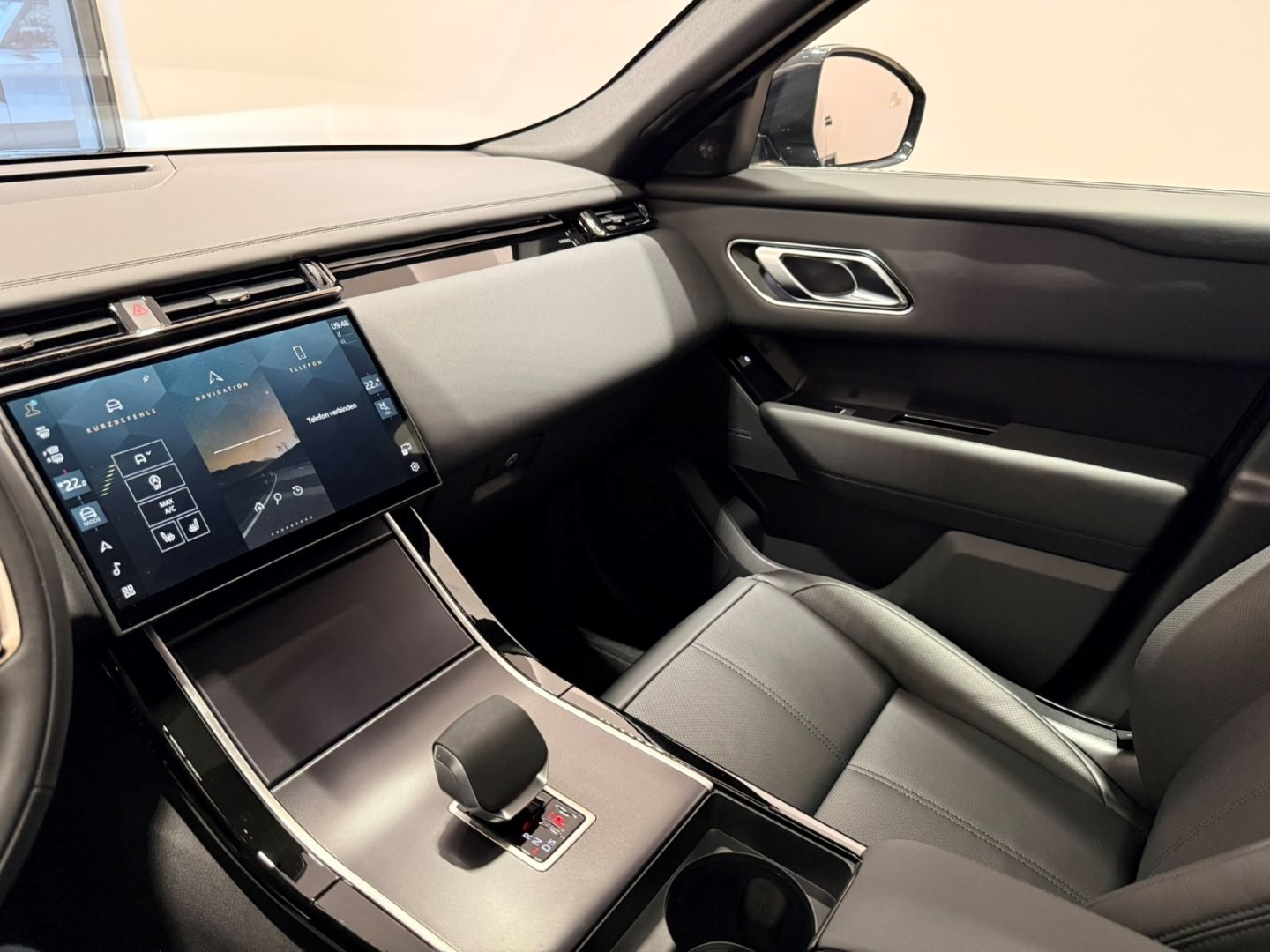 Land Rover Range Rover Velar - Bild 14