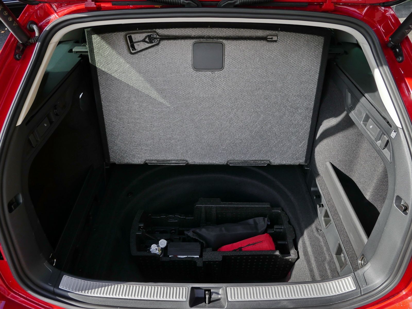 Volkswagen Passat Variant - Bild 22