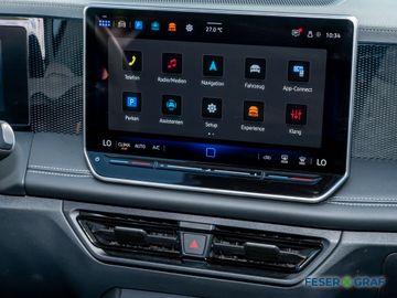Volkswagen Tiguan - 5