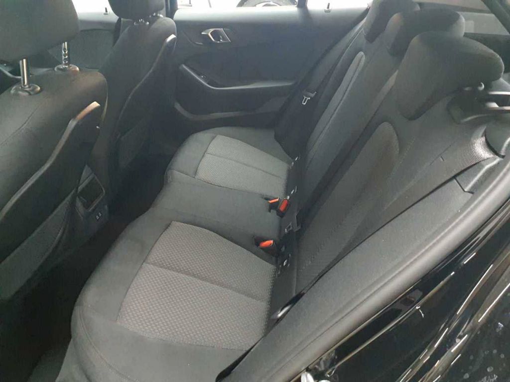 BMW 1 Series 2023