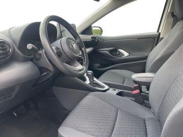 Toyota Yaris - 7