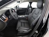 Volvo XC60 B5 AWD Mild-Hybrid Benzin Dark Plus Autom. - Volvo XC60 Jahreswagen