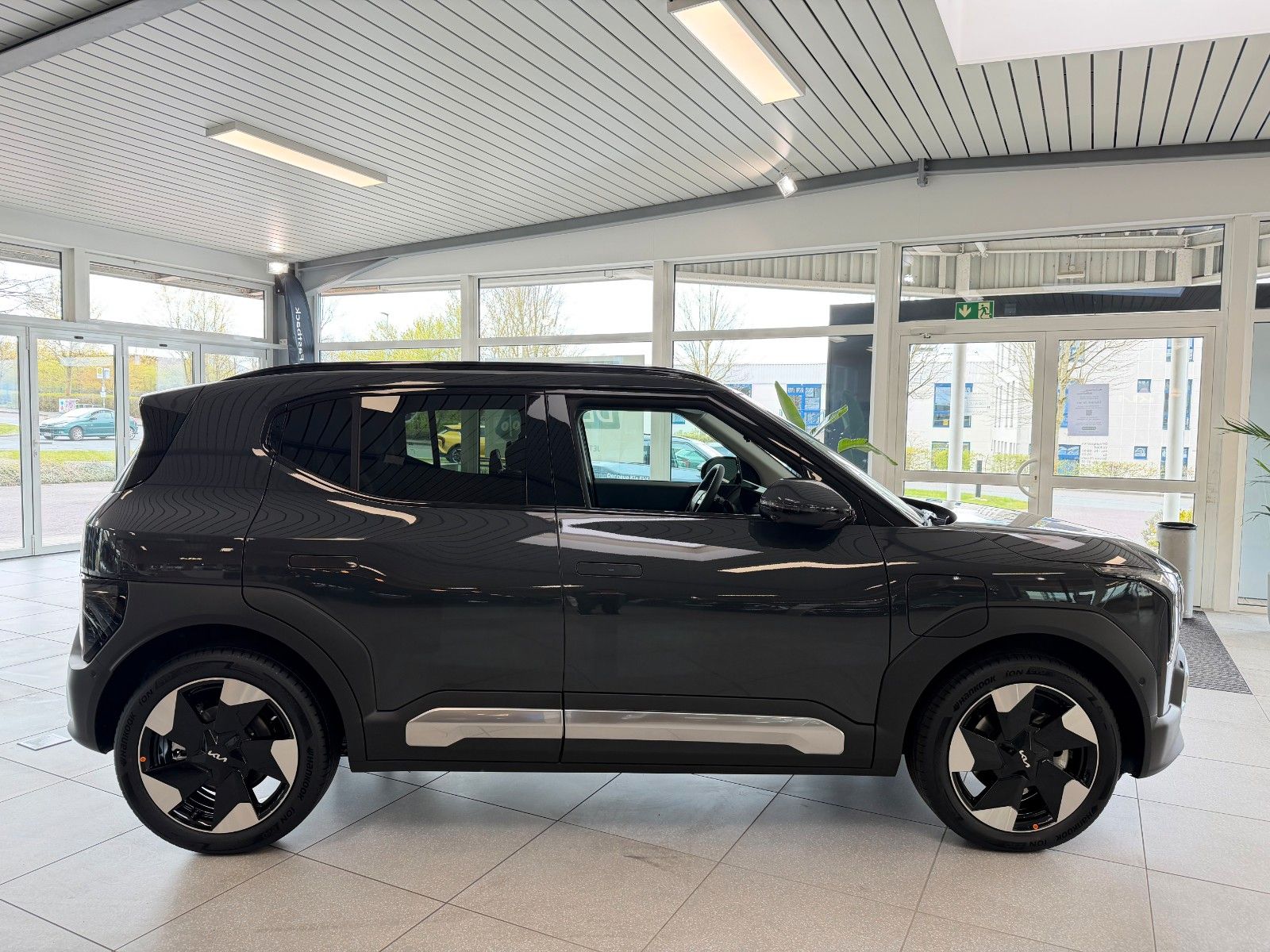Fahrzeugabbildung Kia EV2 42.2 4S EARTH WIC 22AC TEC DWP DES