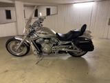 Harley-Davidson VRSCA V-ROD - HARLEY-DAVIDSON VRSCA