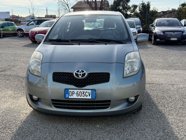 Toyota Yaris 1.0 5 porte