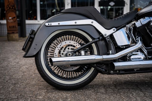 Fahrzeugabbildung Harley-Davidson SOFTAIL HERITAGE CLASSIC FLSTC - CHICANO STYLE -