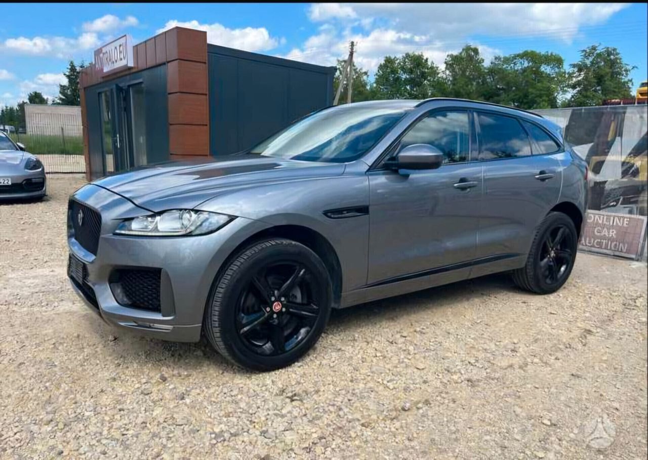 Jaguar Promo Jaguar F-Pace 2.0 D 180 CV AWD aut. Pure