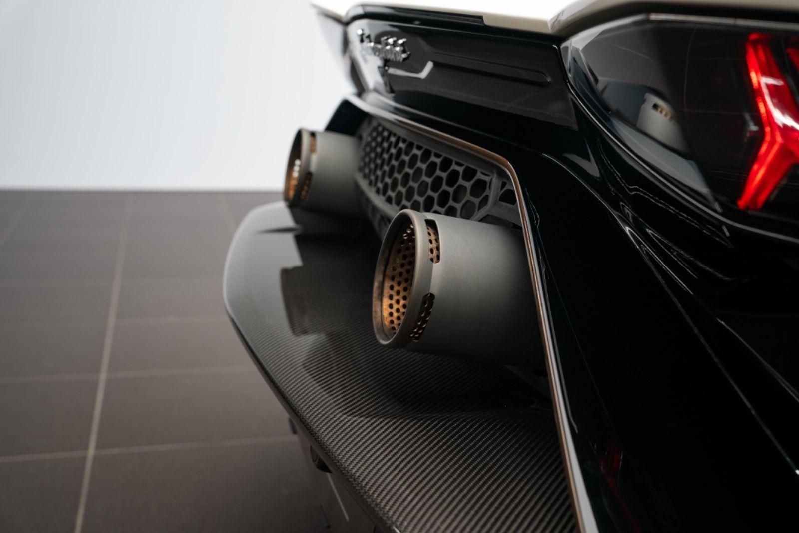 Fahrzeugabbildung Lamborghini Aventador Ultimae/KAMERA/CARBON/GARANTIE 05/27