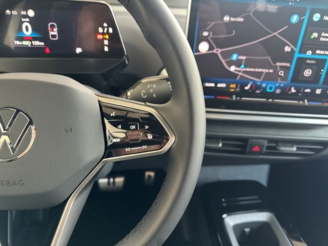 ID.4 PURE 52kWh AREA VIEW IQ LIGHT EASY OPEN NAV
