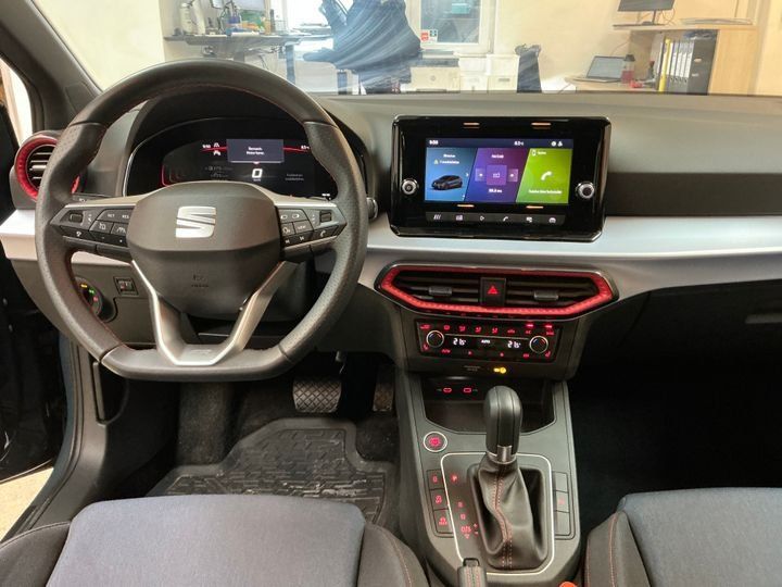 Fahrzeugabbildung SEAT Ibiza FR TSI DSG *Cam*LED*PDC*APP*Sitzhzg*ACC*