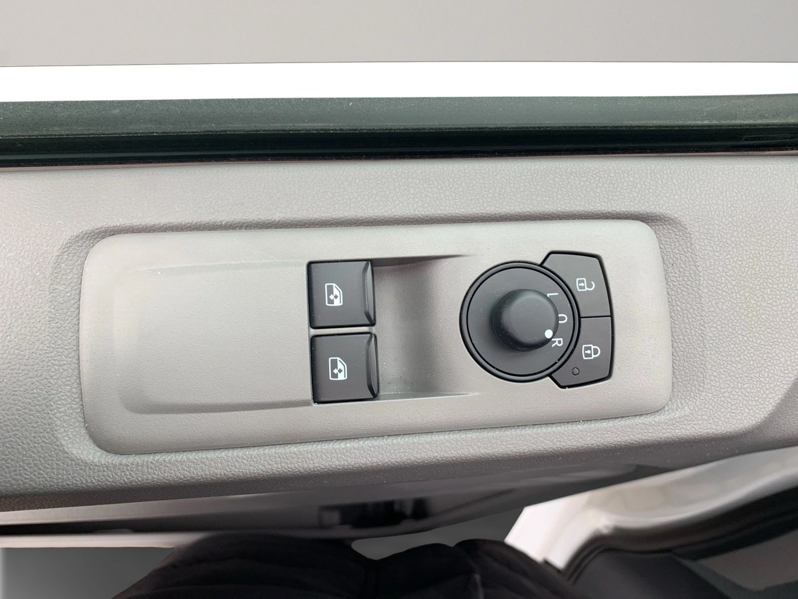 New Transporter Kasten 2.0 TDI KR, Klima, Sitzhe