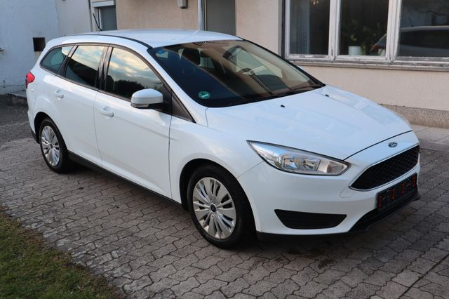 Ford Focus Turnier Trend AHK SITZHEIZUNG STANDHEIZUNG