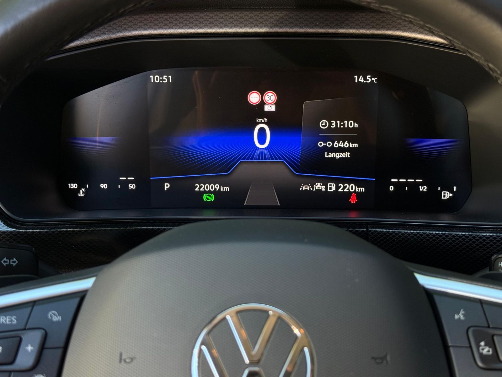 Fahrzeugabbildung Volkswagen T-Cross 1.0 TSI DSG Life LED+KAM+ACC+CARPL+SHZ+