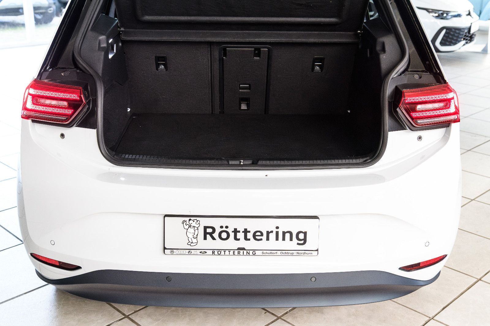 Fahrzeugabbildung Volkswagen ID.3 Pro Performance 150 kW*LED+SHZ+PANORAMA+NAV