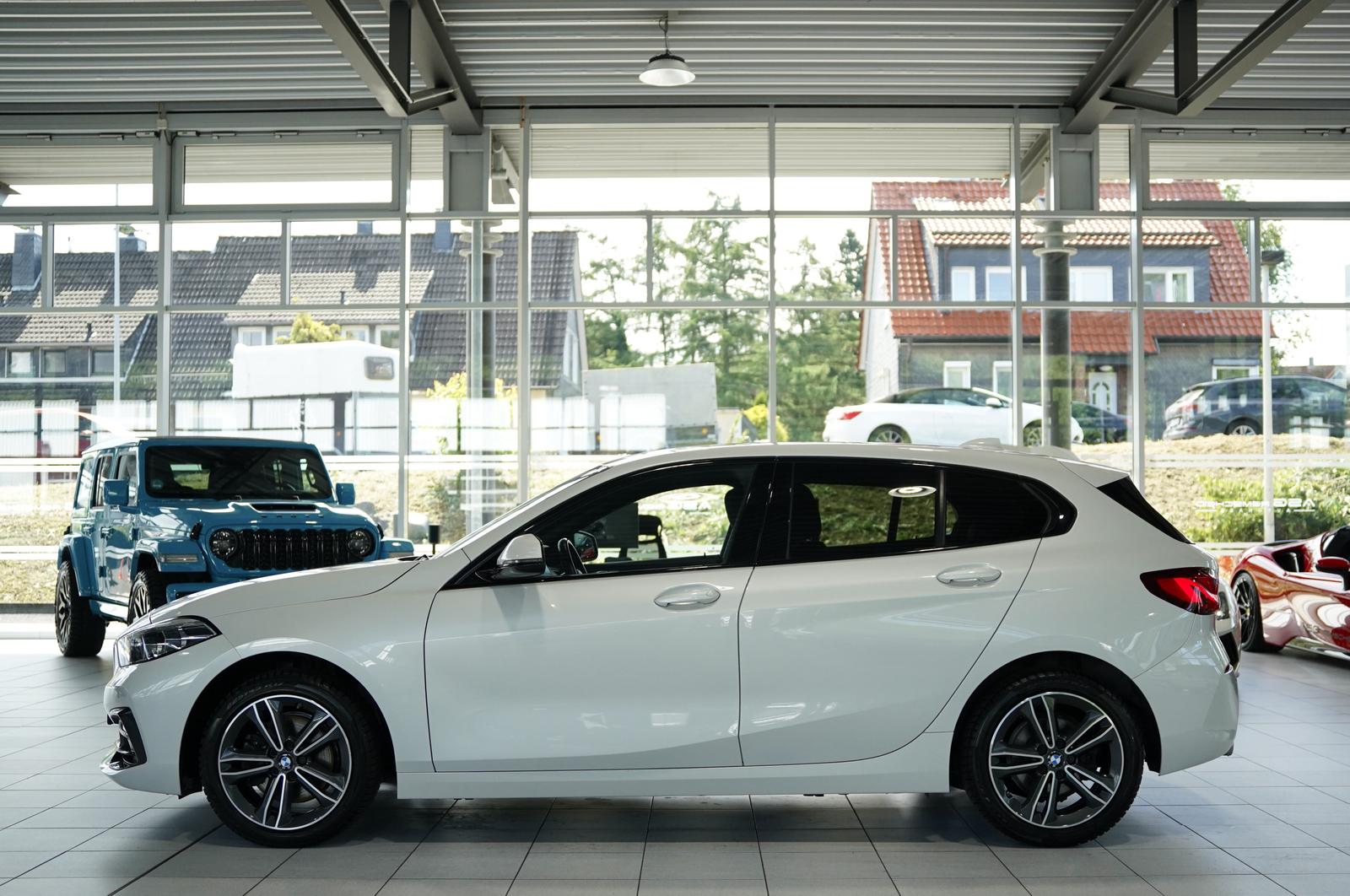BMW 118 I Sport Line *2.Hand *LiveCockpit*Sportsitze, миниатюра 10