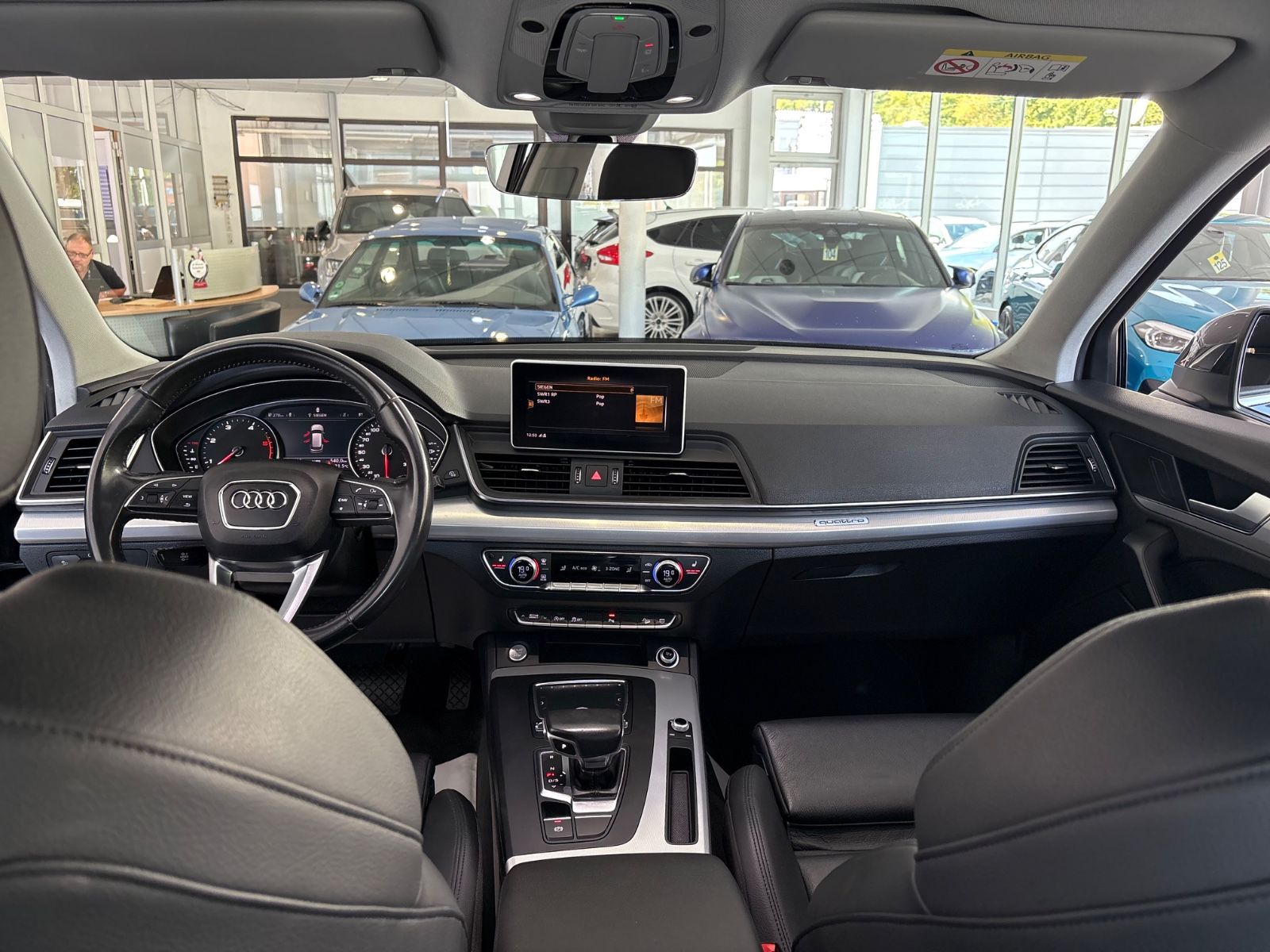 Fahrzeugabbildung Audi Q5 quattro sport