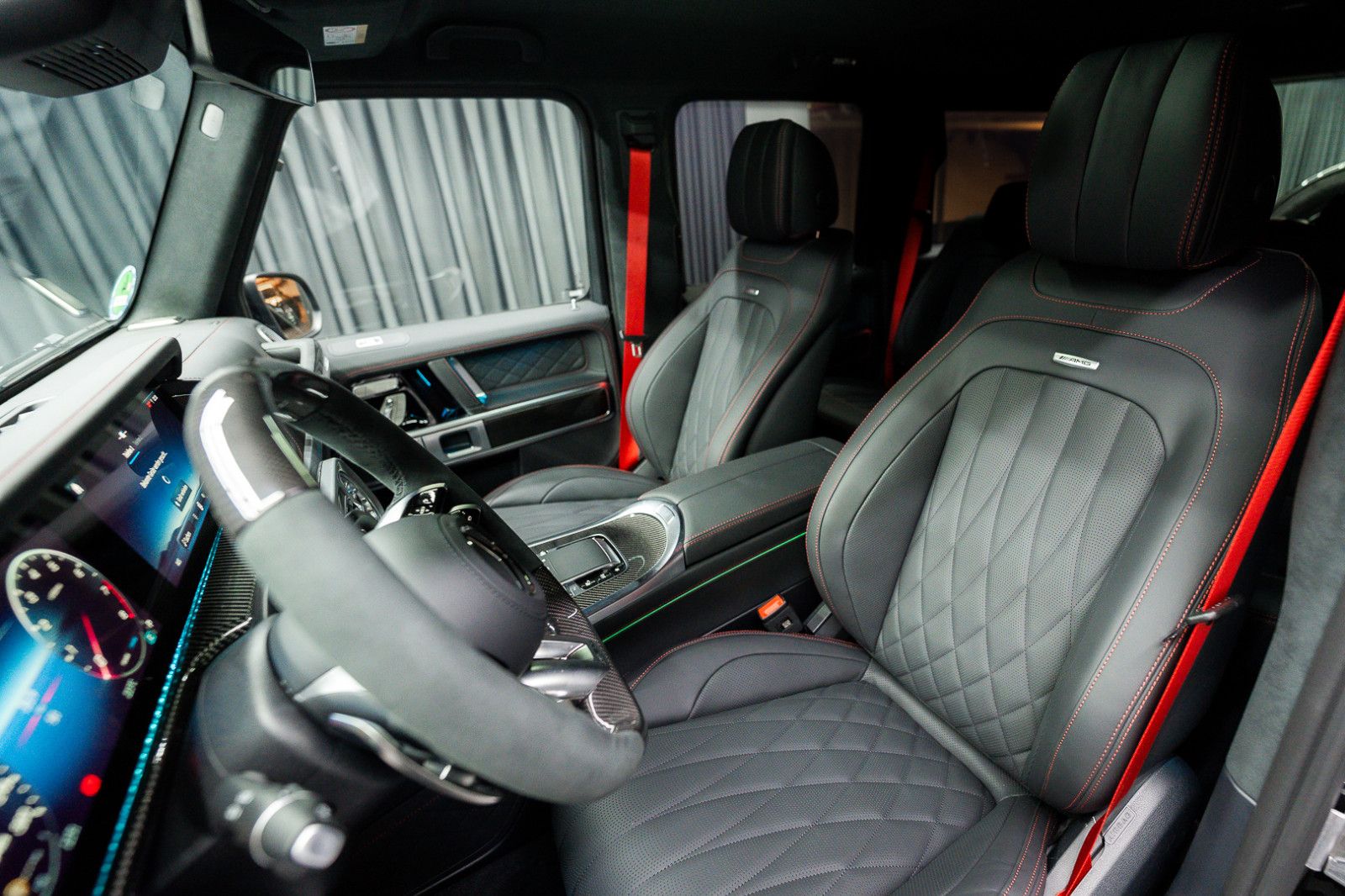 Fahrzeugabbildung Mercedes-Benz G 63 AMG Performance*Superior*A22*Carbon*2025