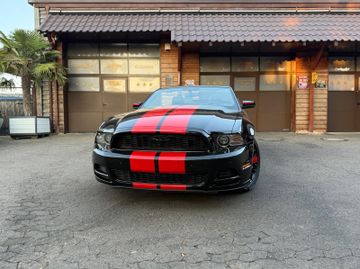 Ford Mustang - 3