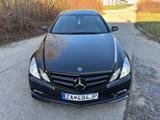 Mercedes-Benz E 500 Coupé 5.5L V8 Low KM 3rd owner - Mercedes-Benz E 500 Gebrauchtwagen