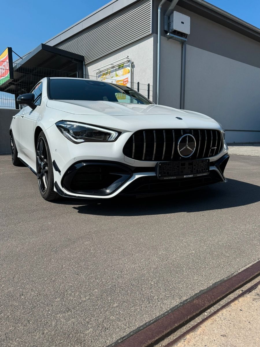 MERCEDES-BENZ CLA 45s AMG SB Performance Drivers Package uvm