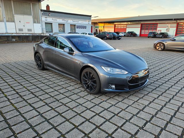 Tesla Model S 90D / smartAir / UHF-Sound