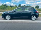 Renault Megane III 1.6 16V TomTom Ed. HU + Fahrradträger - Renault Megane: F1