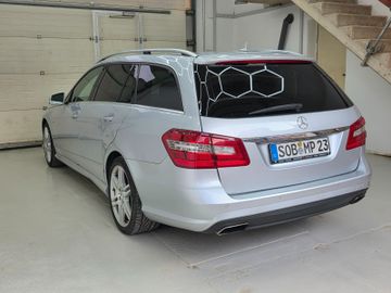 Mercedes E 350 - 5