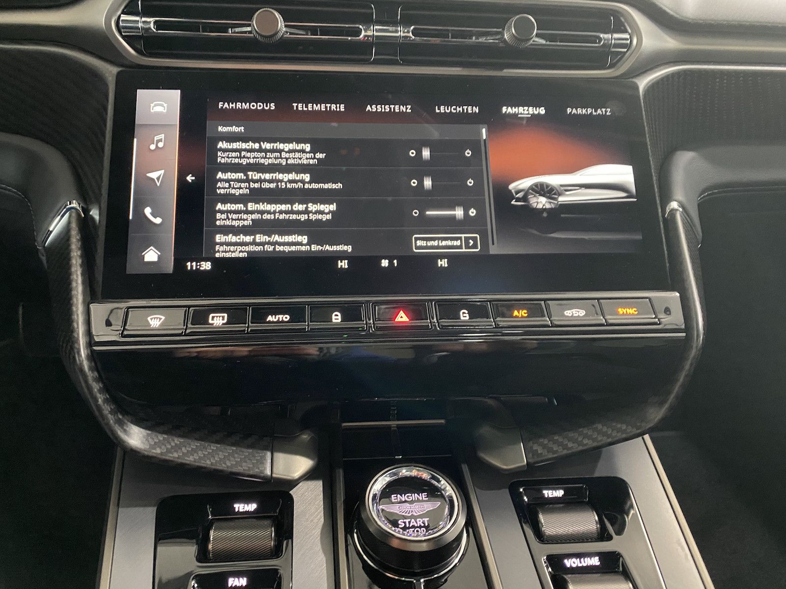 Fahrzeugabbildung Aston Martin Vanquish Q Satin/Carbon/Exhaust-Titan/UPE 50500,