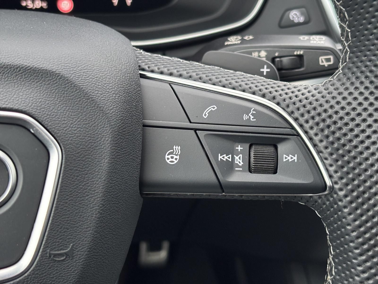 Q5 2.0 TDI quattro S-Line AHK PANO MATRIX-LED