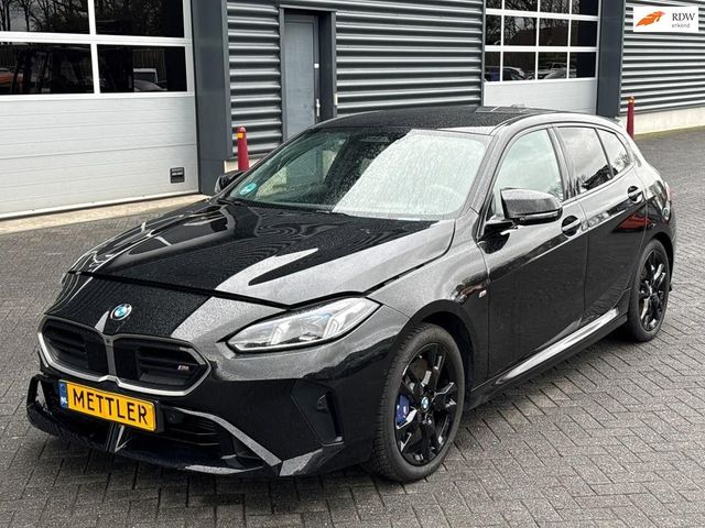 BMW M135 1-serie xDrive, M PRO, harman kardon, 360 k