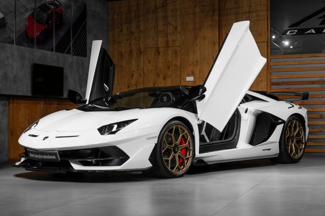 Lamborghini Aventador SVJ Roadster*FULL CARBON*LIFT