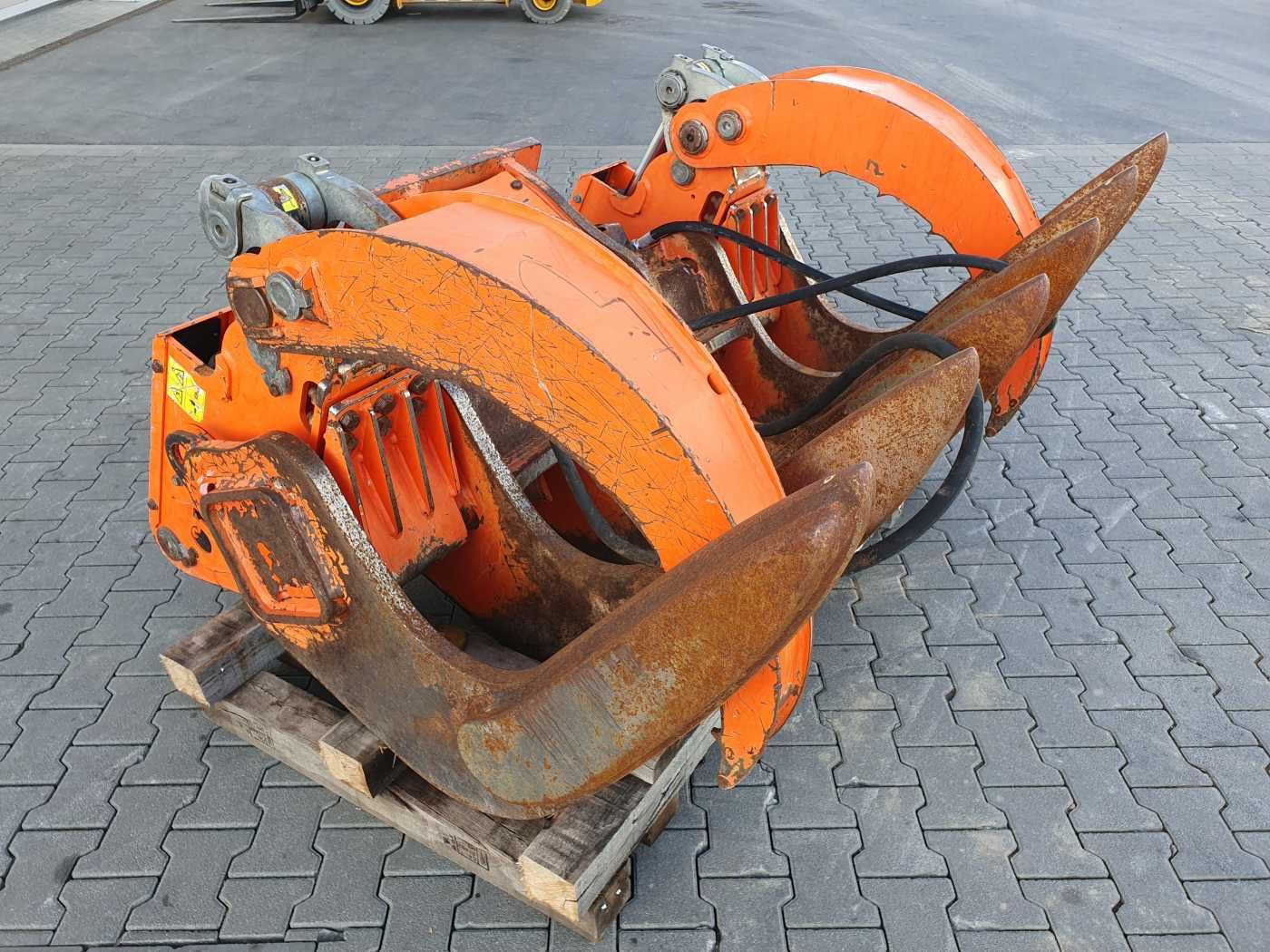 Fahrzeugabbildung Andere Westtech G1650 Roderechen / Greifarme / 2017