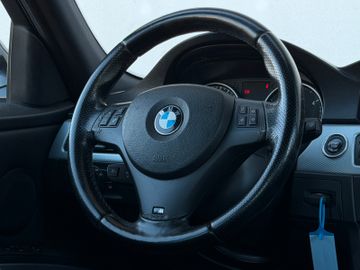BMW 320 - 8
