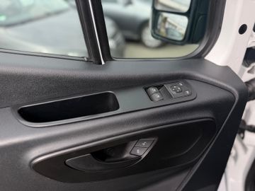 Mercedes Sprinter - 12