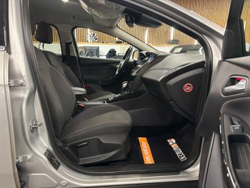 Ford Focus Turnier Titanium *2. Hand*AHK*Klima*Navi*