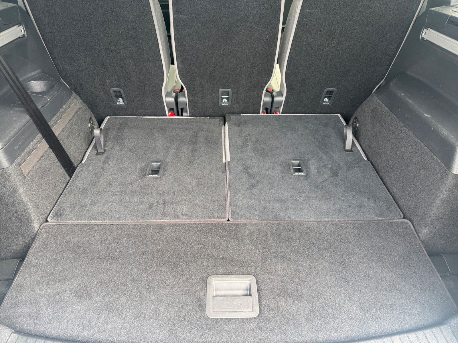 Fahrzeugabbildung Volkswagen Touran Highline 2.0 TDI