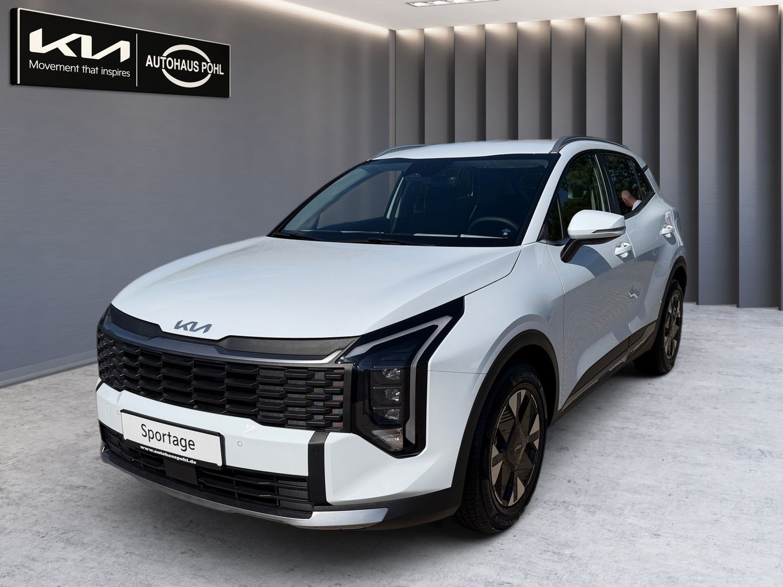 Fahrzeugabbildung Kia SPORTAGE 1.6T 2WD VIS STD Faceflift