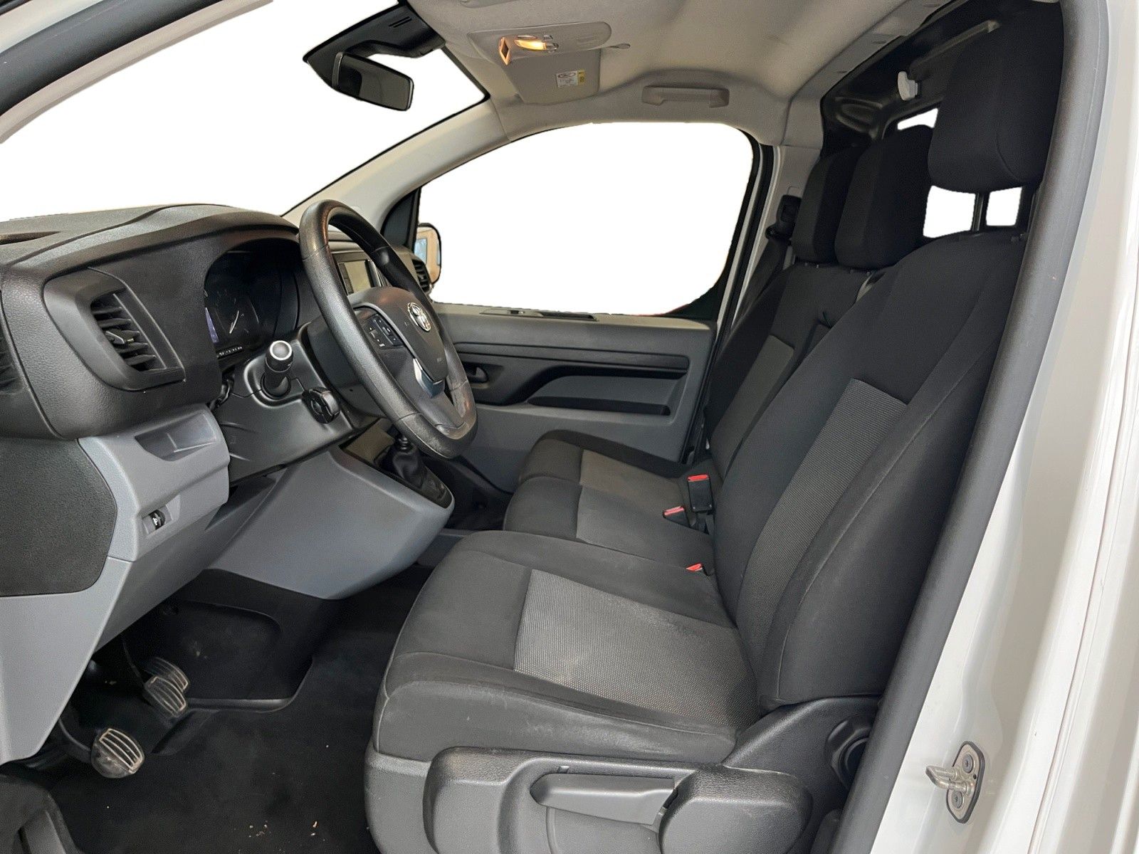 Fahrzeugabbildung Toyota Proace L2 Kasten Meister