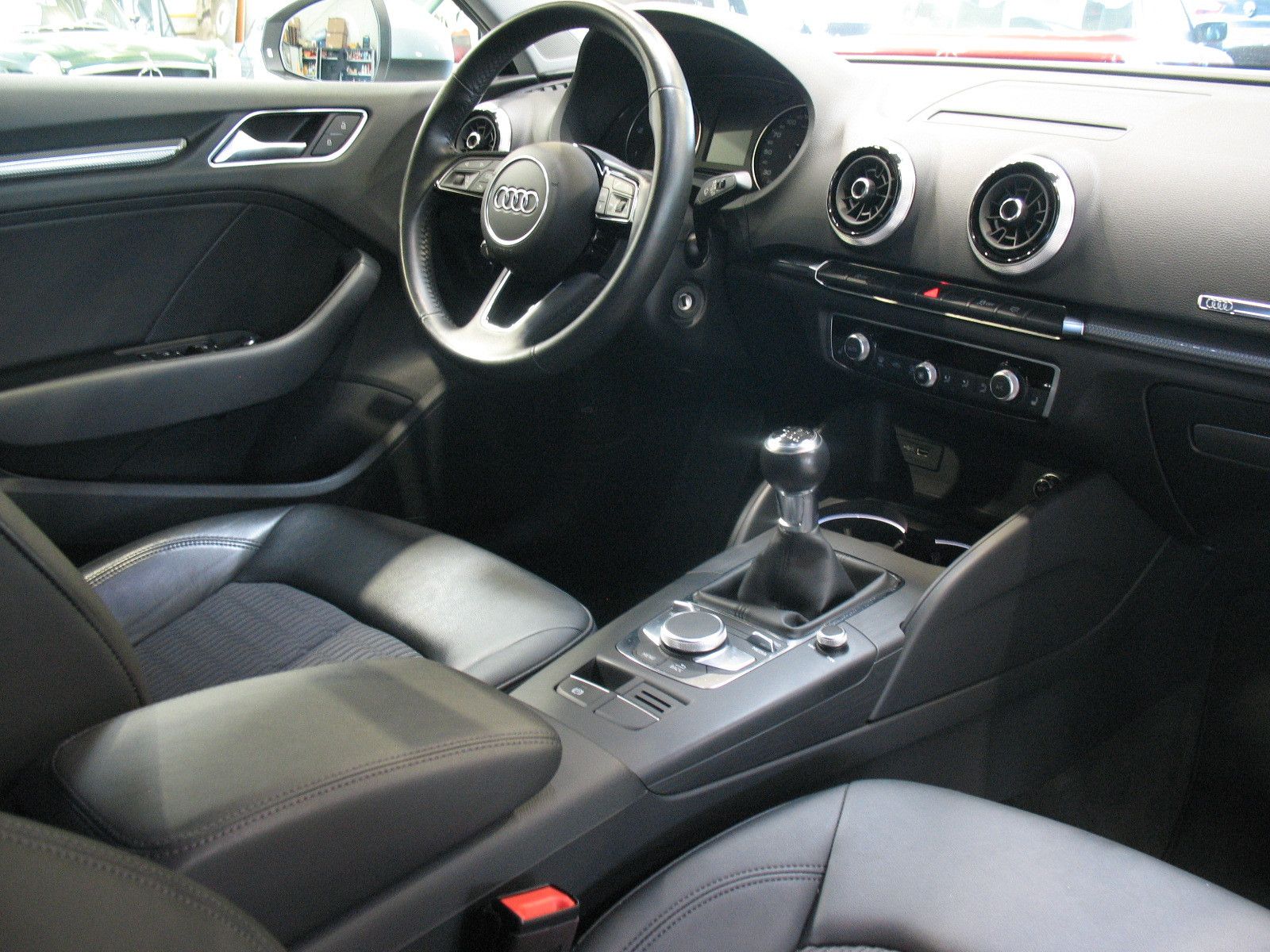 Audi A3 30 TDI Sportback design *LED*NAVI*KLIMA* foto 5