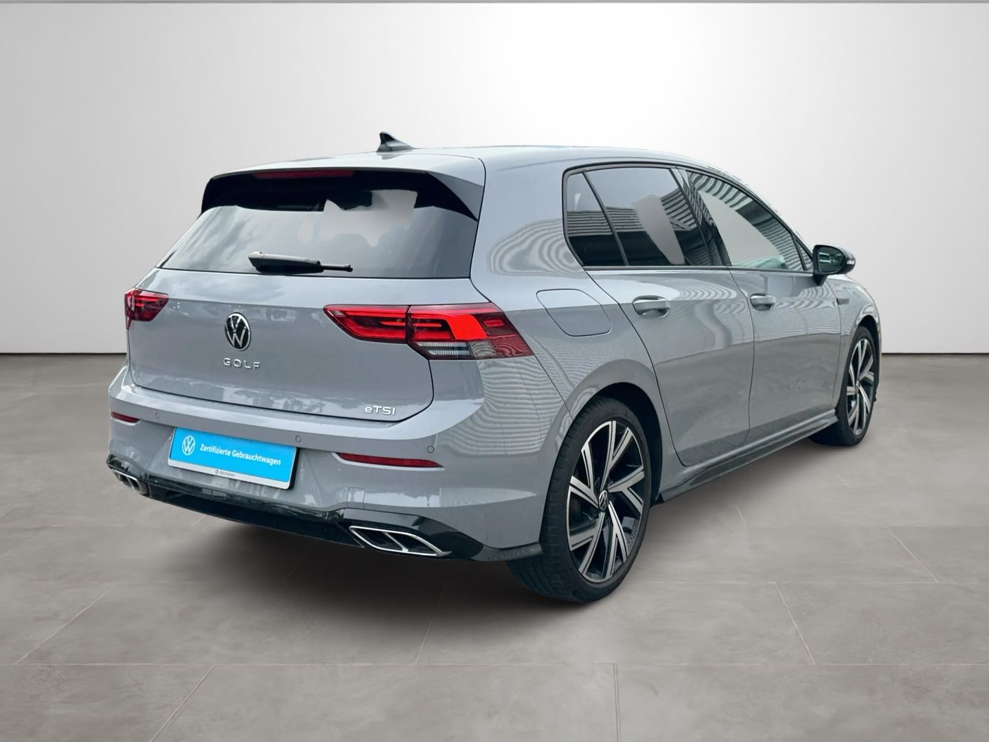Golf VIII 1.5 eTSI DSG R-LINE *LED+*KAMERA*