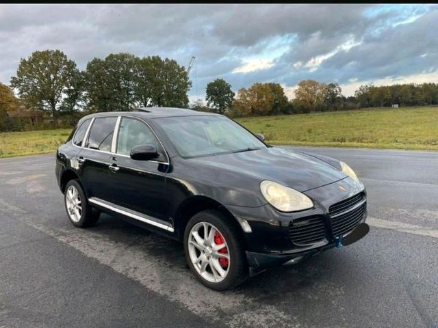 Porsche cayenne 9PA