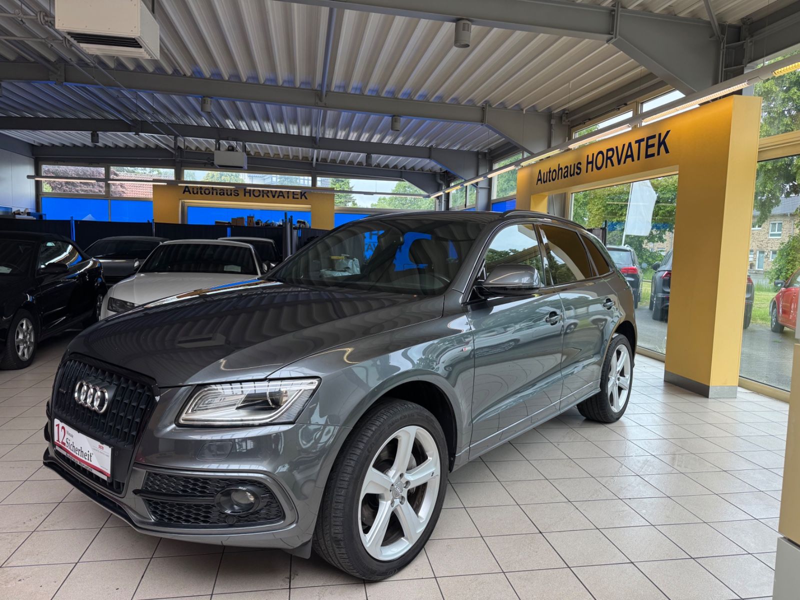 AUDI Q5 3.0 TDI quattro*3x S-Line*Navi*Kamera*Scheckh