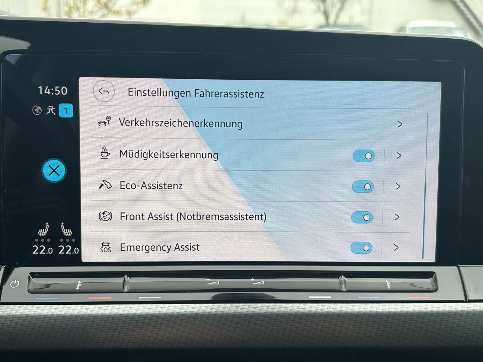 Fahrzeugabbildung Volkswagen Golf VIII Variant Alltrack TDI DSG IQ Light ACC