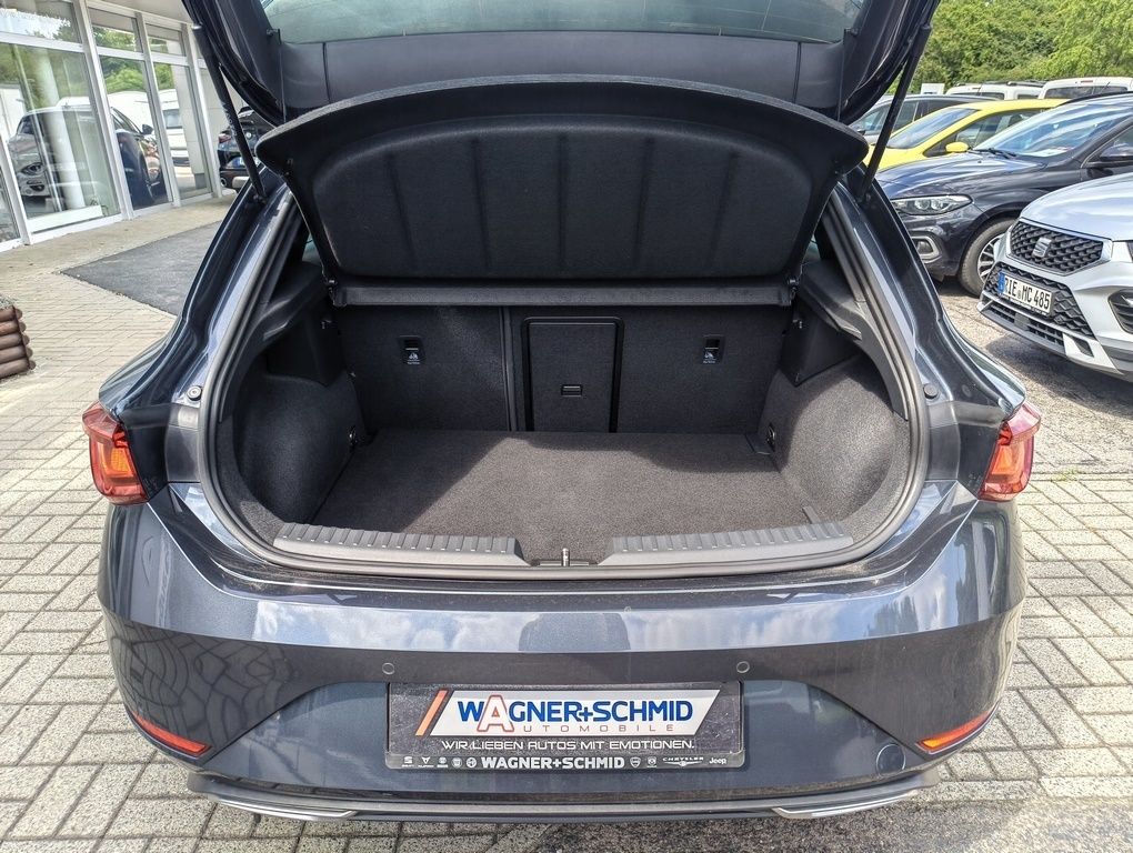 Fahrzeugabbildung SEAT Leon FR 2.0 TDI + mit Fahrschul Kit