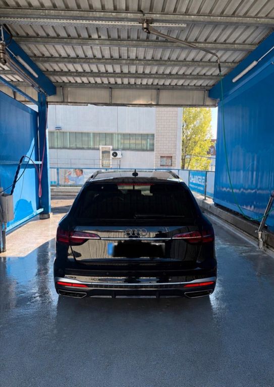 Image of Audi A4