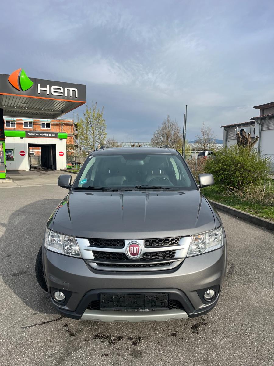 Fiat Freemont Lounge AWD (AUTOMATIK)