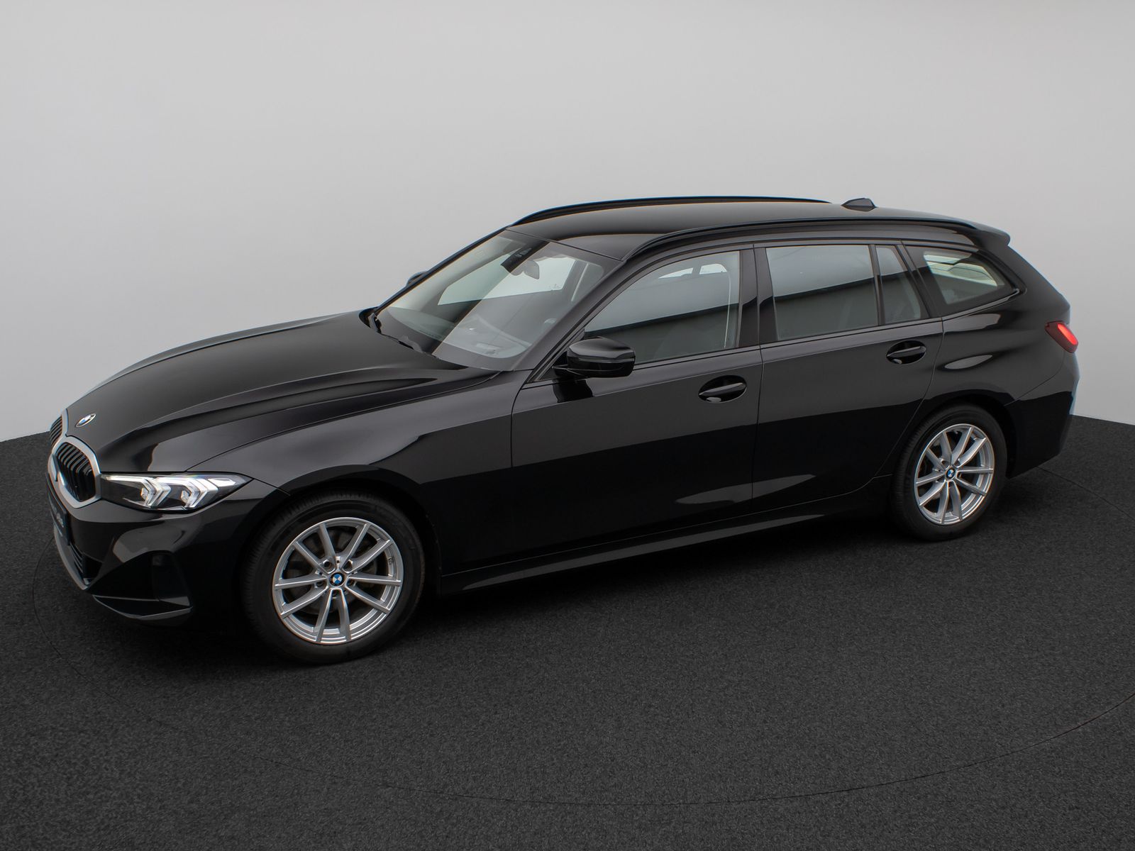 Fahrzeugabbildung BMW 320d HUD DAB CockPitPro Geschwindigkeitsr Sport